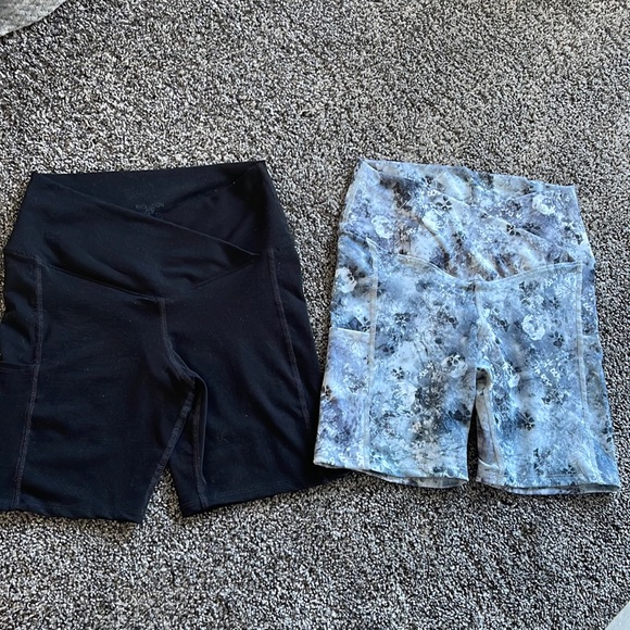 Evolution and Creation Pants - Biker shorts